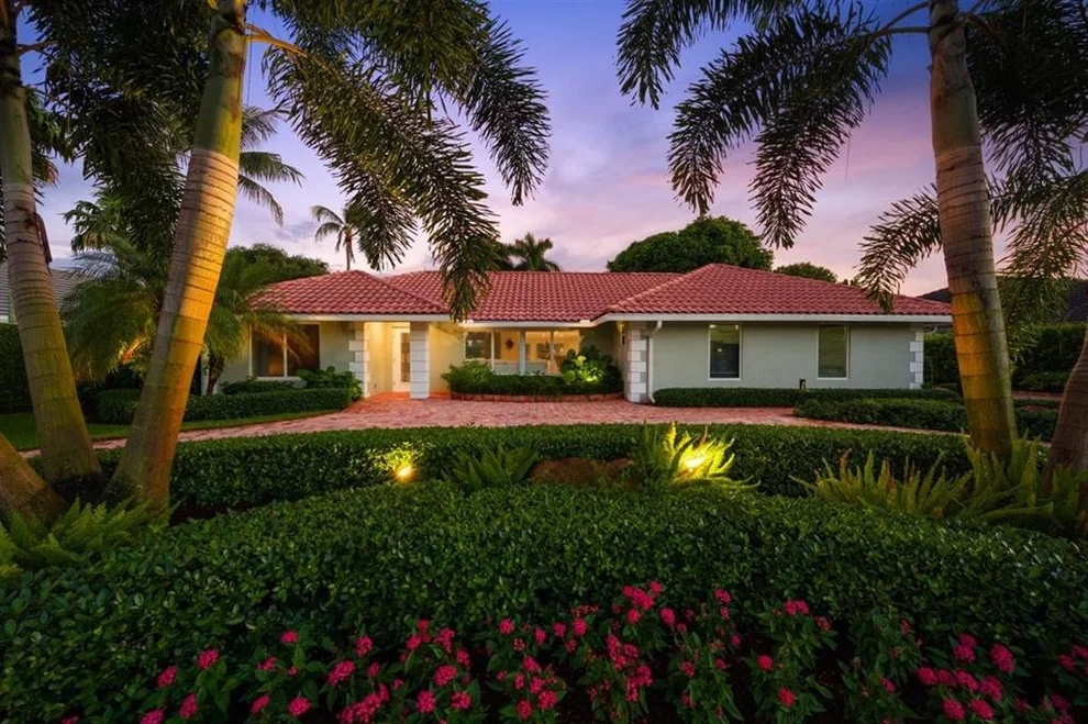 Unit for sale at 11956 N Lake Drive, Boynton Beach, FL 33436
