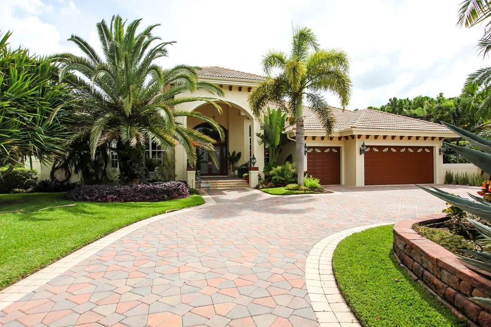 Unit for sale at 8677 Marlamoor Lane, West Palm Beach, FL 33412
