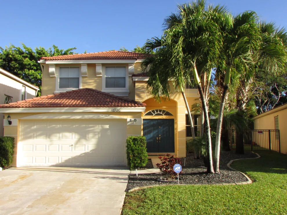 Unit for sale at 6166 Oak Bluff Way, Lake Worth, FL 33467