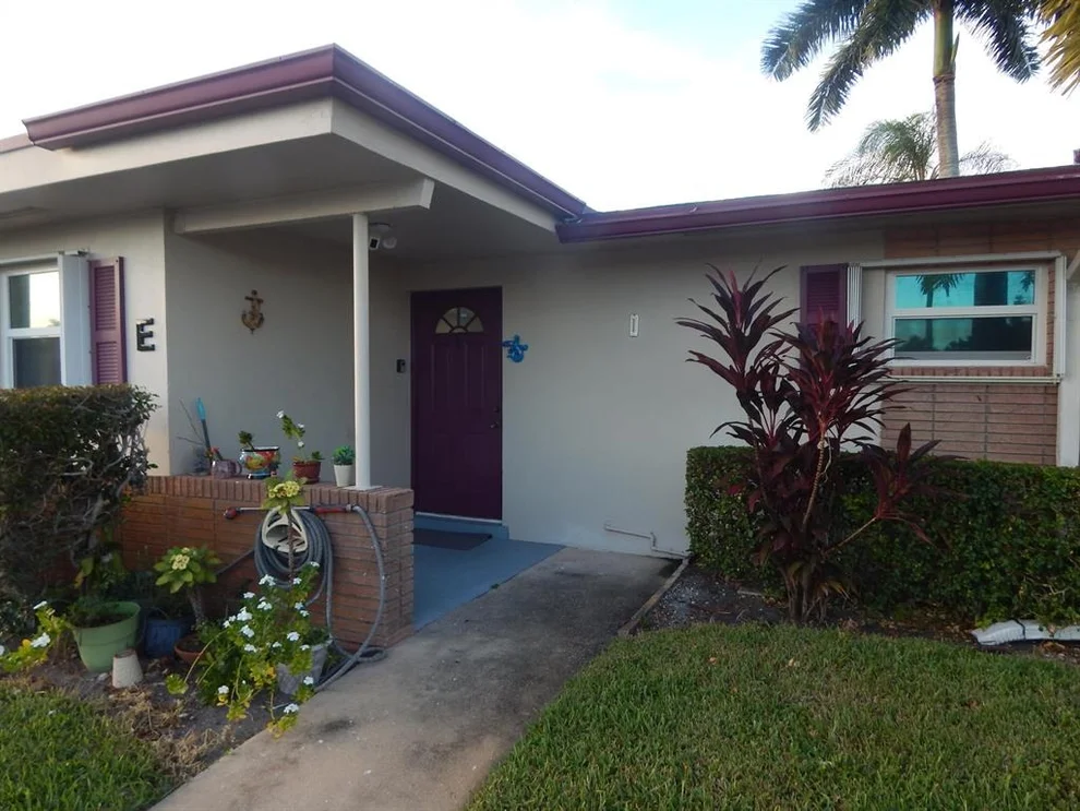 Unit for sale at 2661 Barkley Drive W, West Palm Beach, FL 33415