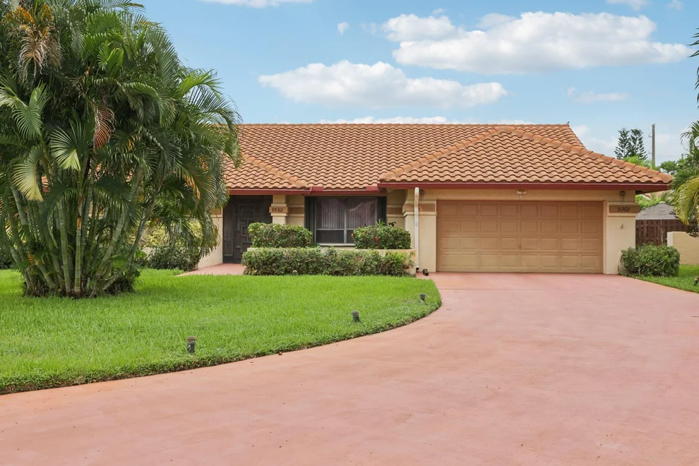 Unit for sale at 9362 Laurel Green Drive, Boynton Beach, FL 33437
