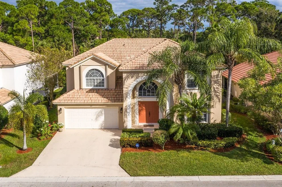 Unit for sale at 107 Bent Tree Drive, Palm Beach Gardens, FL 33418