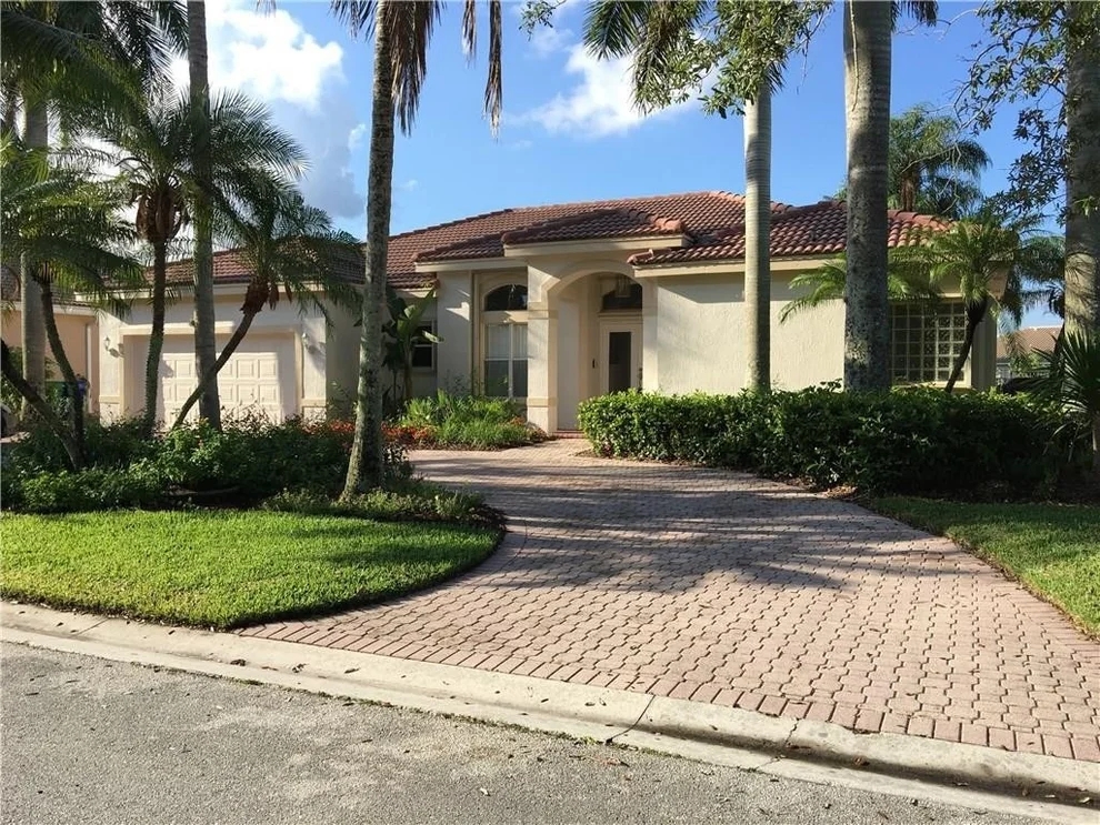Unit for sale at 10320 NW 52nd Street, Coral Springs, FL 33076