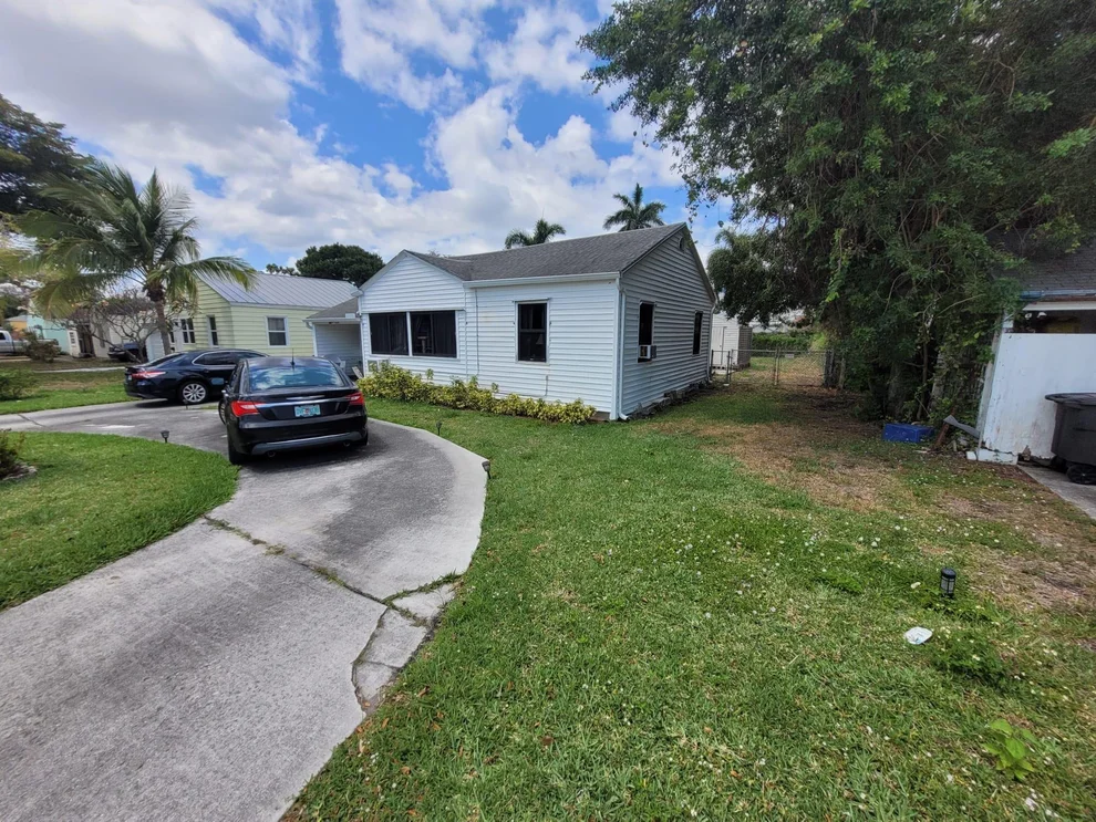 Unit for sale at 827 High Street, West Palm Beach, FL 33405