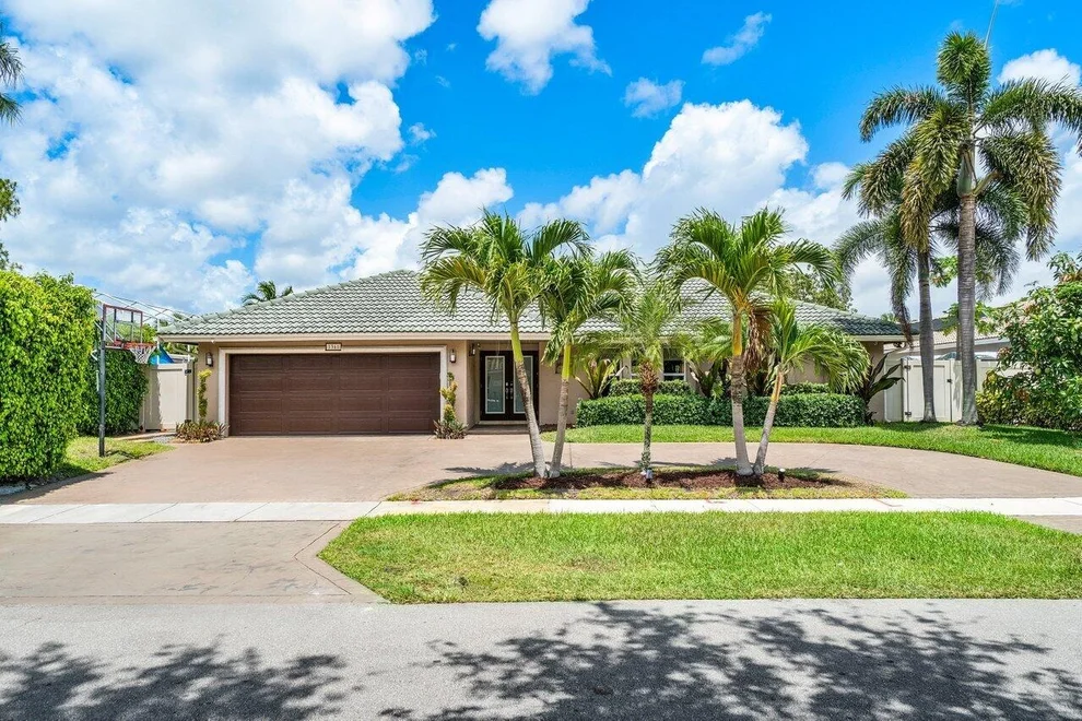 Unit for sale at 1361 SW 21st Lane, Boca Raton, FL 33486