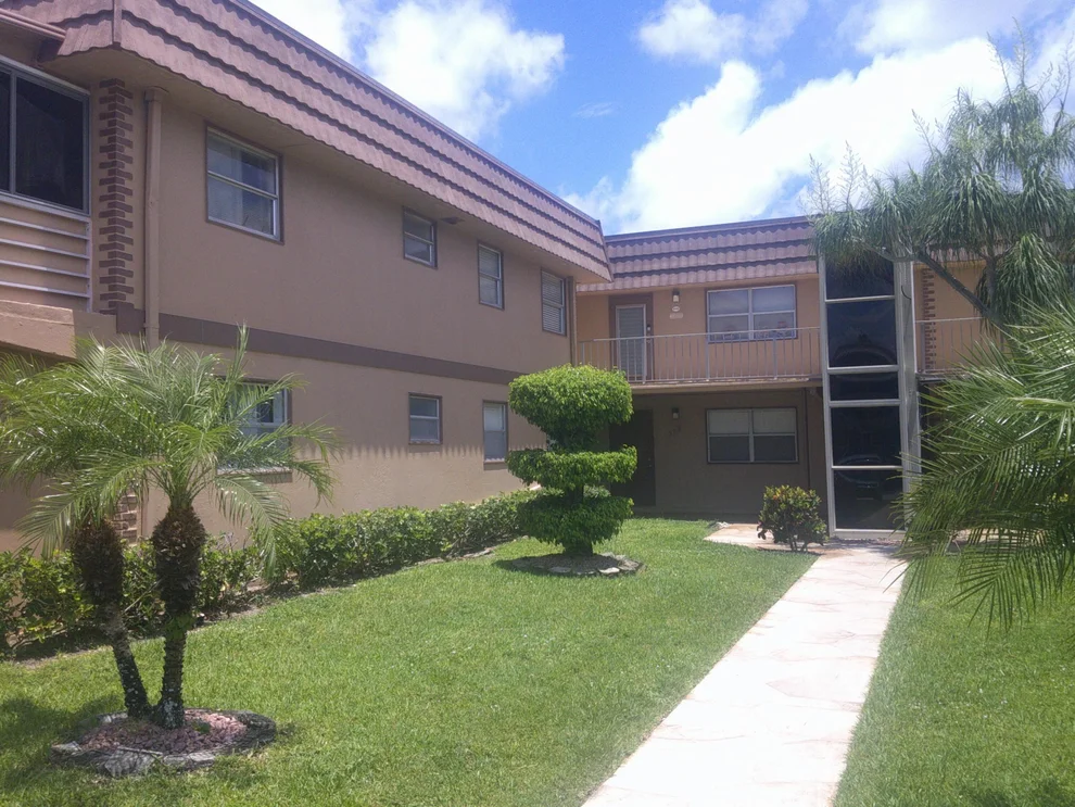 Unit for sale at 588 Brittany M, Delray Beach, FL 33446