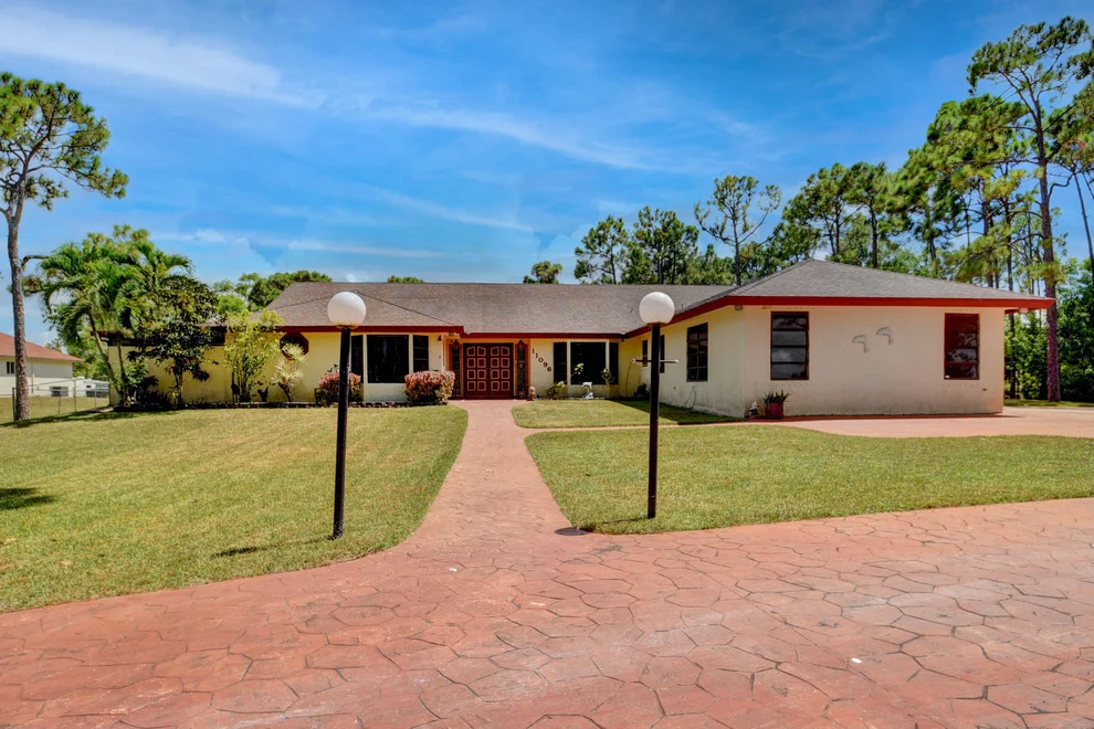 Unit for sale at 11096 46th Place N, West Palm Beach, FL 33411