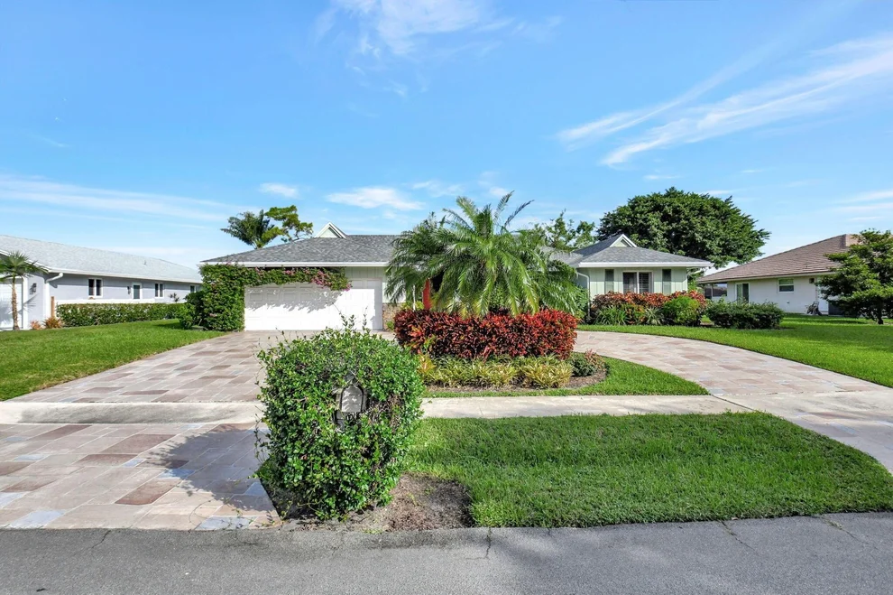 Unit for sale at 3307 Lakeview Drive, Delray Beach, FL 33445