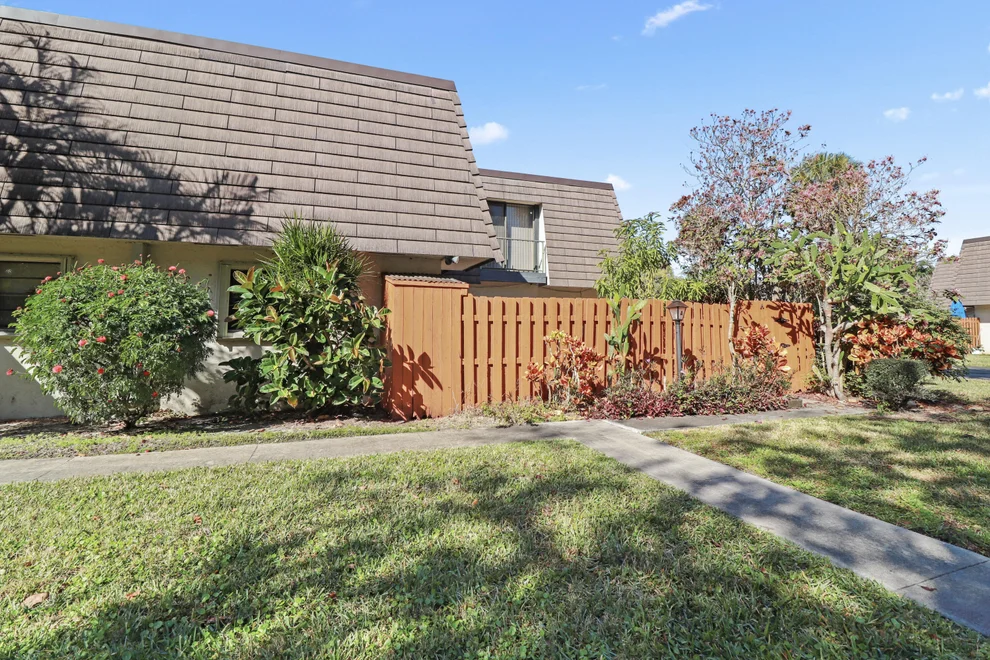 Unit for sale at 326 Jupiter Lakes Boulevard, Jupiter, FL 33458