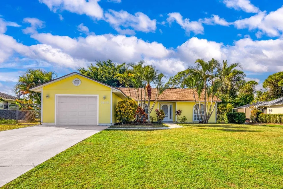 Unit for sale at 1835 18th Avenue SW, Vero Beach, FL 32962