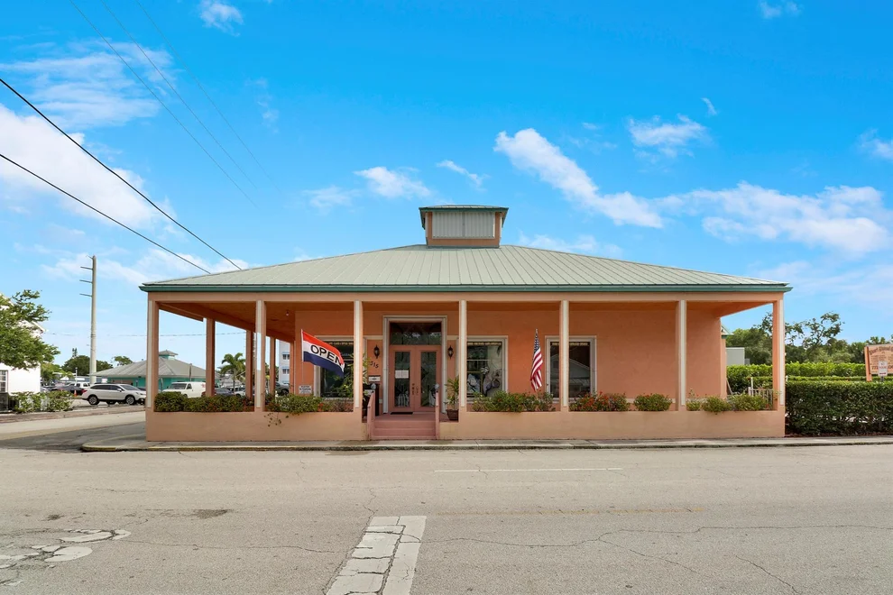 Unit for sale at 315 SW Ocean Boulevard, Stuart, FL 34994