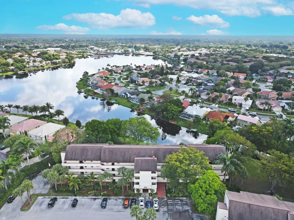 Unit for sale at 12524 Shoreline Drive, Wellington, FL 33414