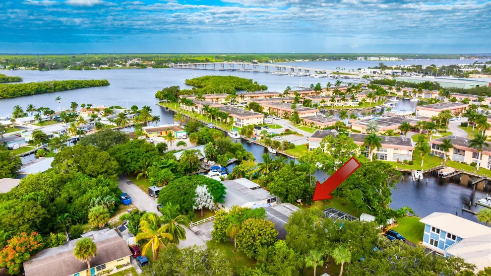 Unit for sale at 2495 SW Hideaway Lane, Stuart, FL 34994