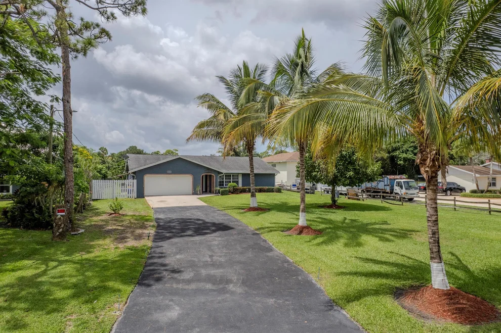 Unit for sale at 5324 Canal Drive, Lake Worth, FL 33463