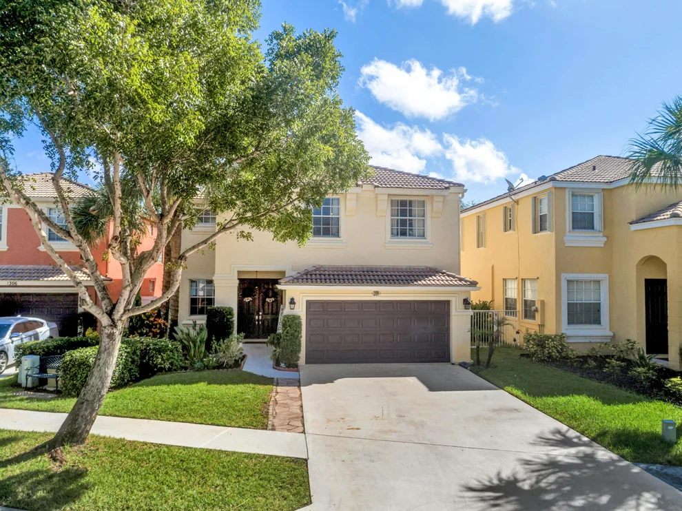 Unit for sale at 1304 Isleworth Court, Royal Palm Beach, FL 33411