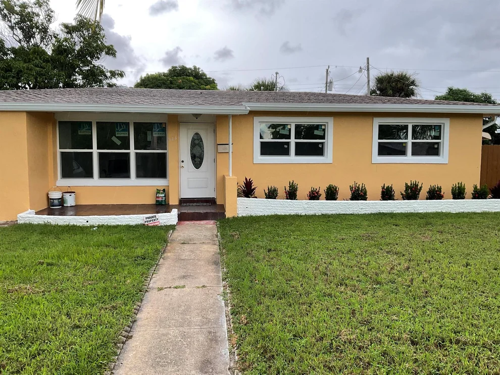 Unit for sale at 723 Evergreen Drive, Lake Park, FL 33403