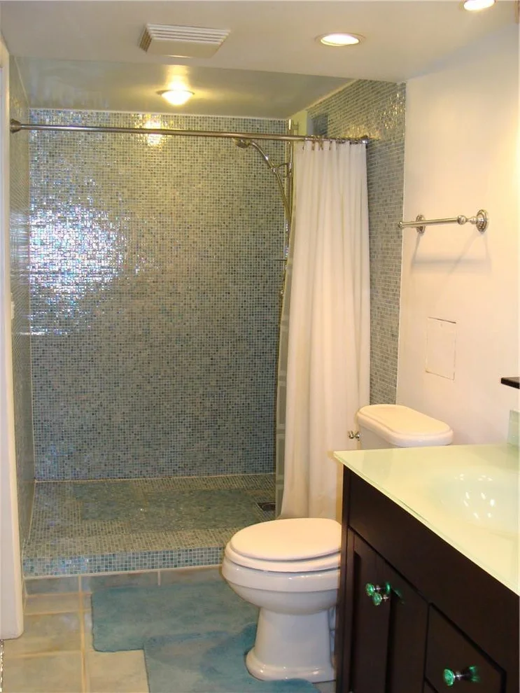 Unit for sale at 20500 W Country Club Drive, Aventura, FL 33180