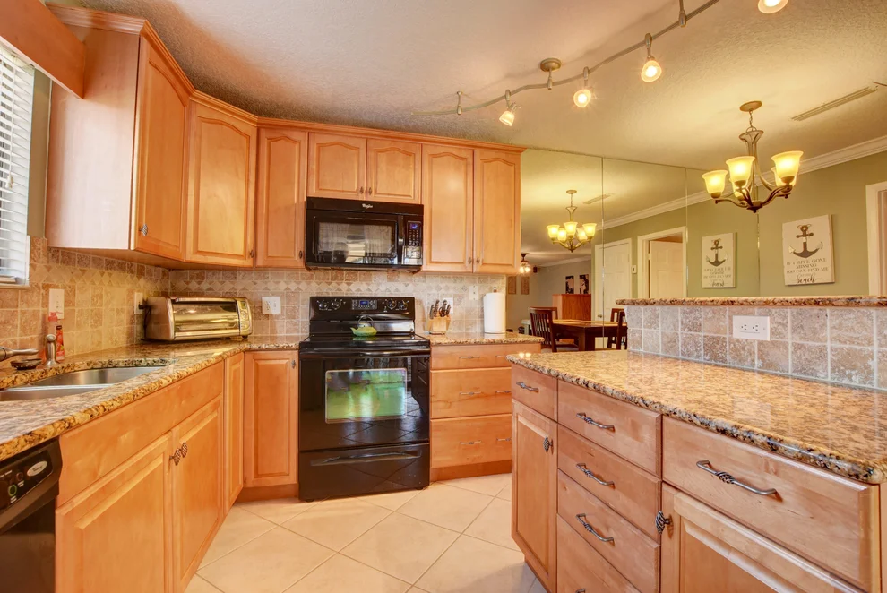 Unit for sale at 5204 Waterview Circle, Palm Springs, FL 33461