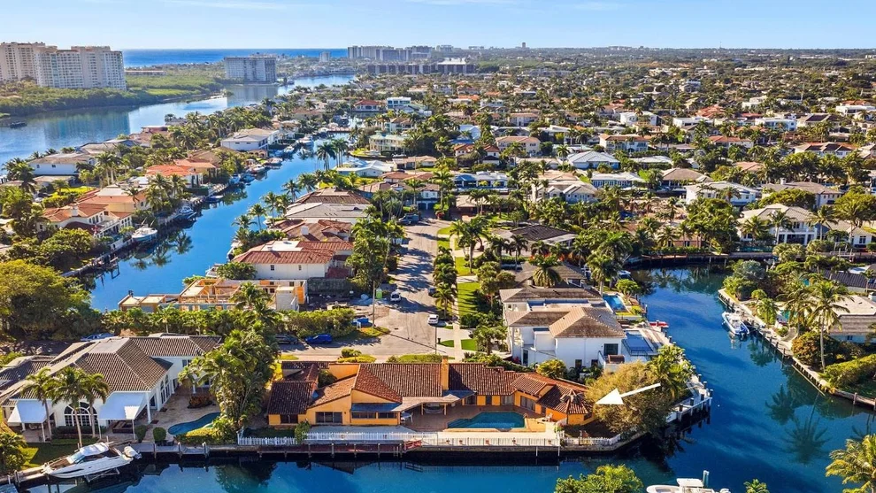 Unit for sale at 7401 NE Bay Cove Court, Boca Raton, FL 33487