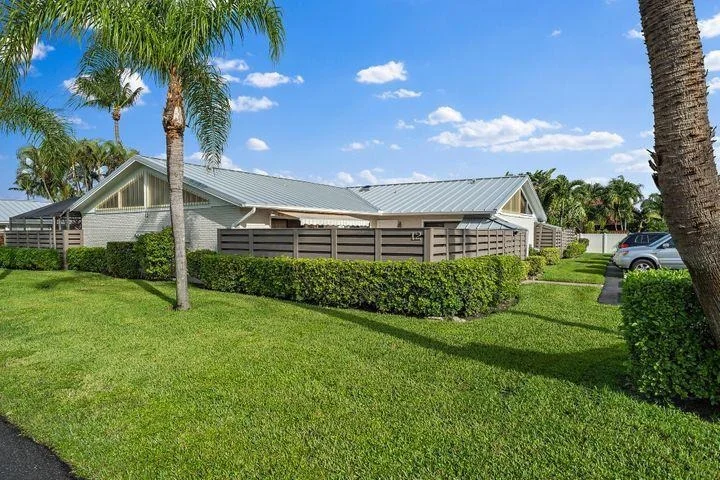 Unit for sale at 1801 S Us Highway 1 12b, Jupiter, FL 33477
