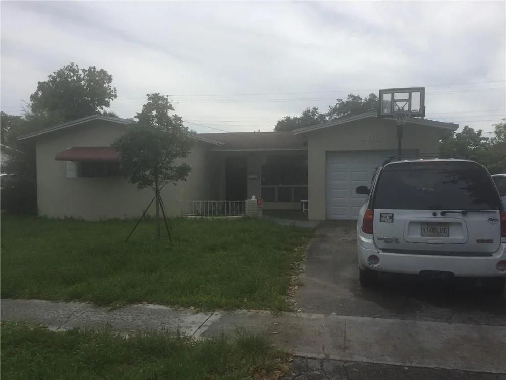 Unit for sale at 400 SW 70th Avenue, Pembroke Pines, FL 33023