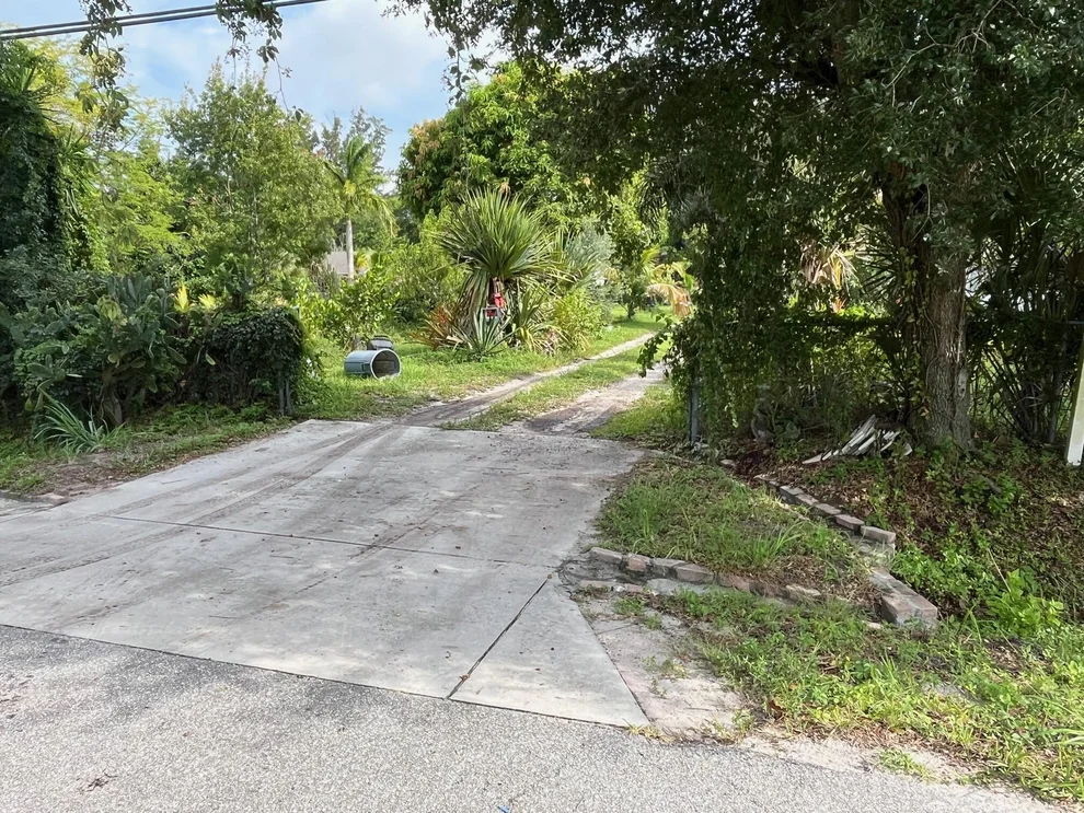Unit for sale at 4615 Evans Lane, West Palm Beach, FL 33415