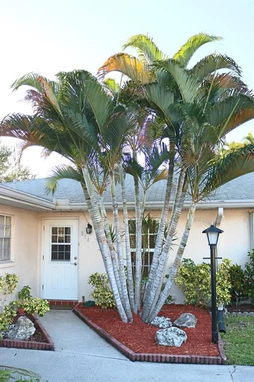 Unit for sale at 518 Holyoke Lane, Lake Worth, FL 33467
