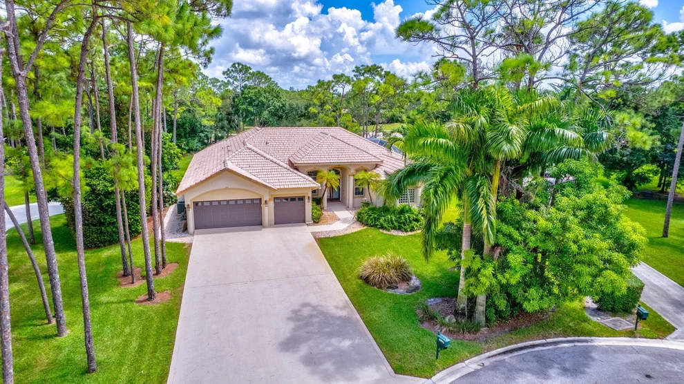Unit for sale at 8592 Gullane Court, Palm Beach Gardens, FL 33412
