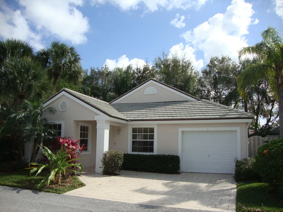 Unit for sale at 1 Admirals Court, Palm Beach Gardens, FL 33418