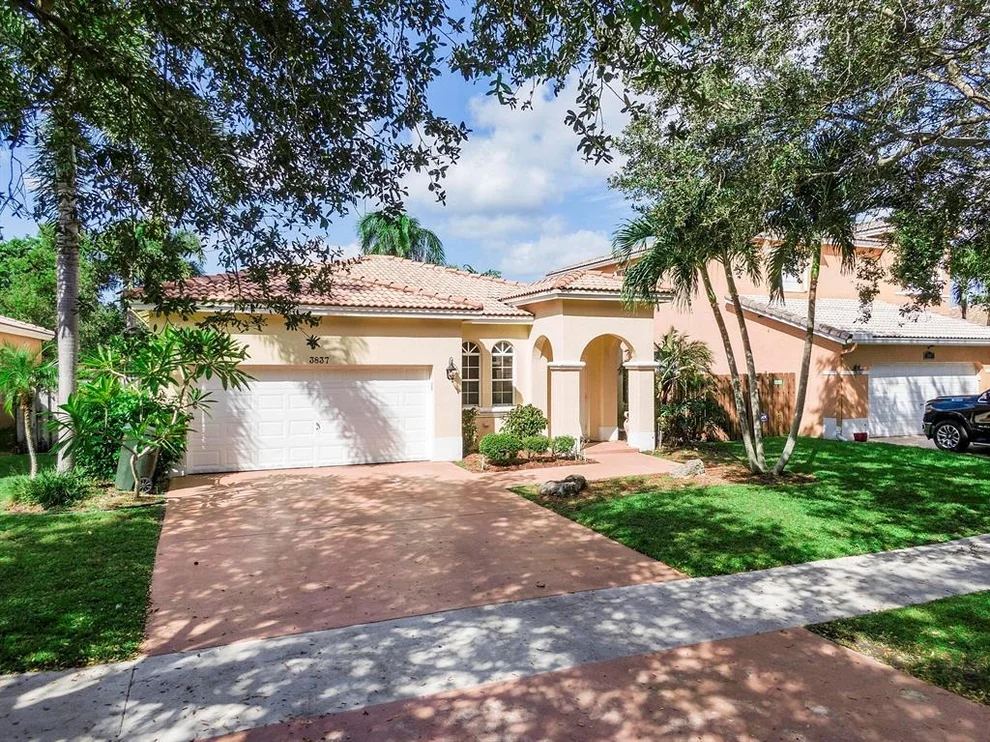 Unit for sale at 3837 NW 42nd Way, Coconut Creek, FL 33073