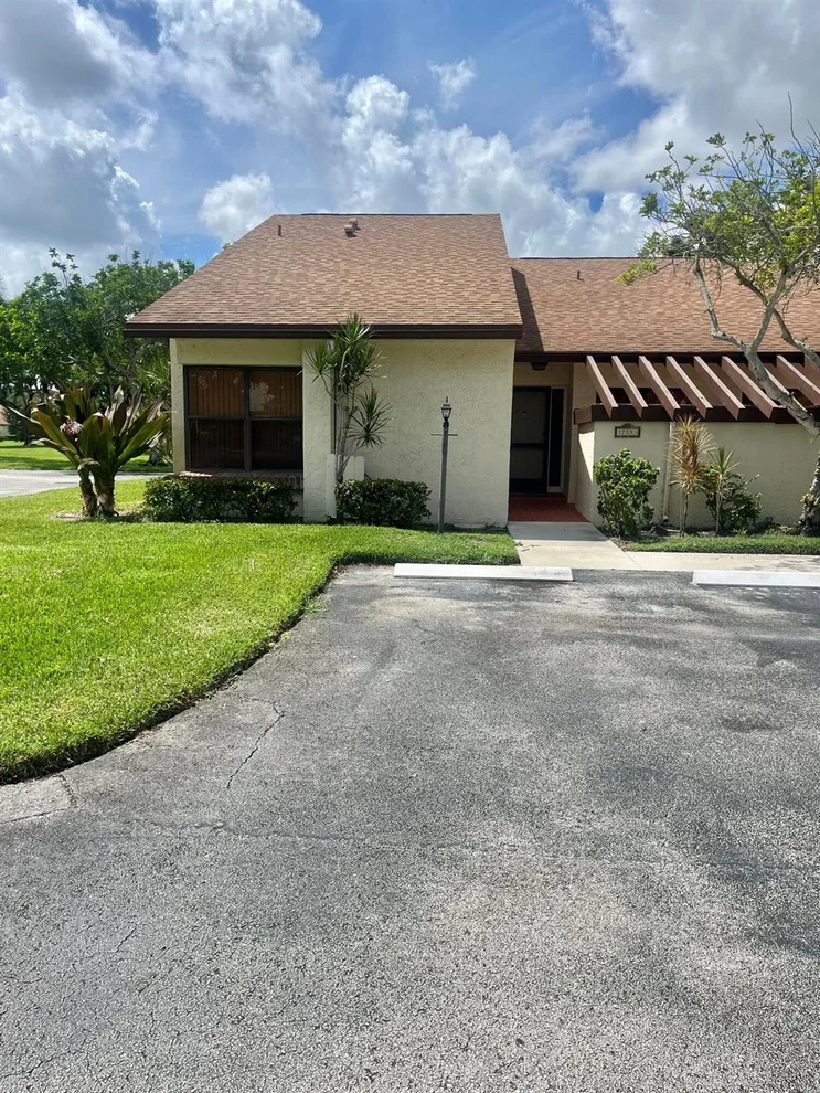 Unit for sale at 3711 Willow Bebd Road, Lake Worth, FL 33467