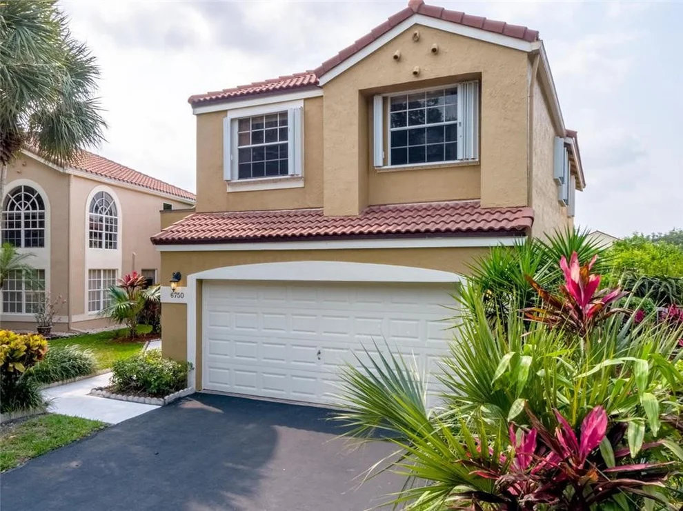 Unit for sale at 6750 N 75th Place, Parkland, FL 33067