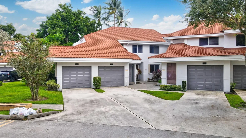 Unit for sale at 972 NW 93rd Avenue, Plantation, FL 33324