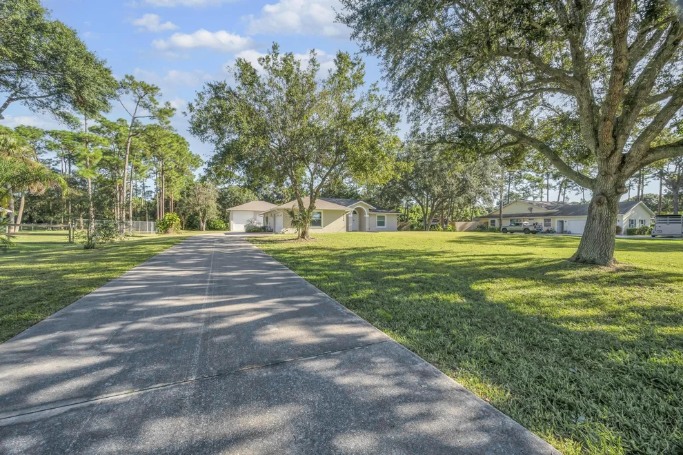 Unit for sale at 8330 Hidden Pines Road, Fort Pierce, FL 34945
