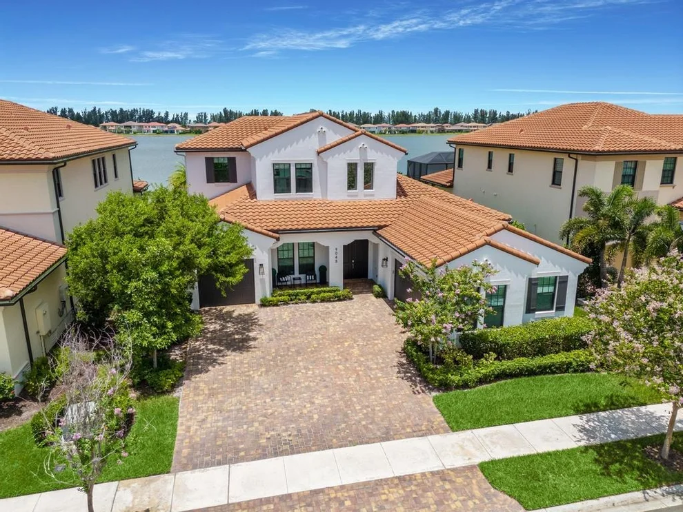 Unit for sale at 9045 Parkland Bay Drive, Parkland, FL 33076