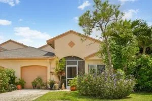Unit for sale at 9719 Boca Gardens Circle N, Boca Raton, FL 33496