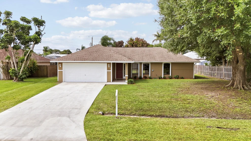 Unit for sale at 1582 SW Aledo Lane, Port St Lucie, FL 34953