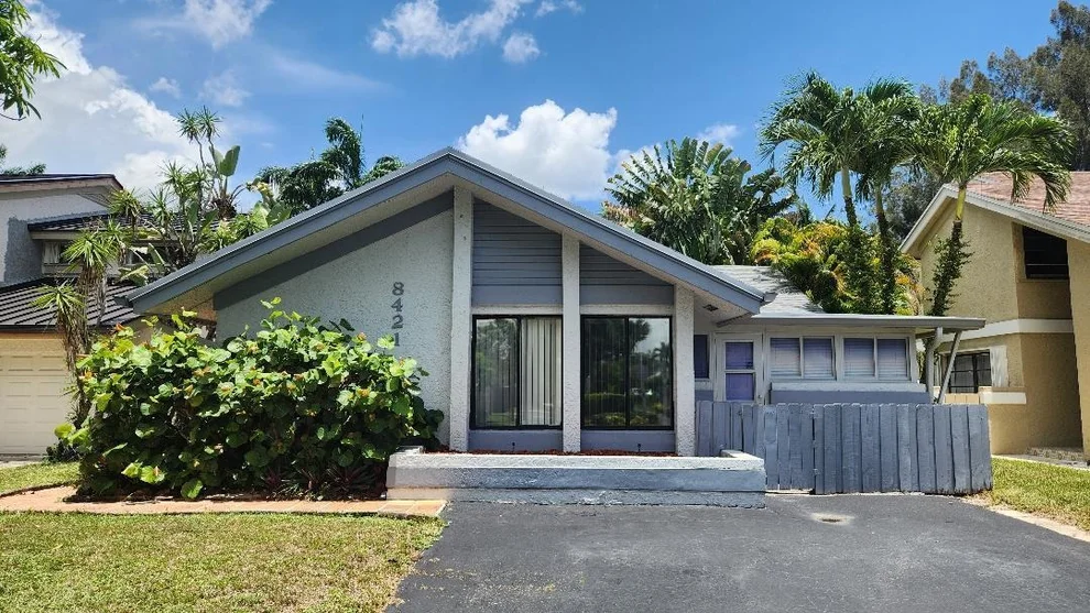 Unit for sale at 8421 SW 39TH Court, Davie, FL 33328