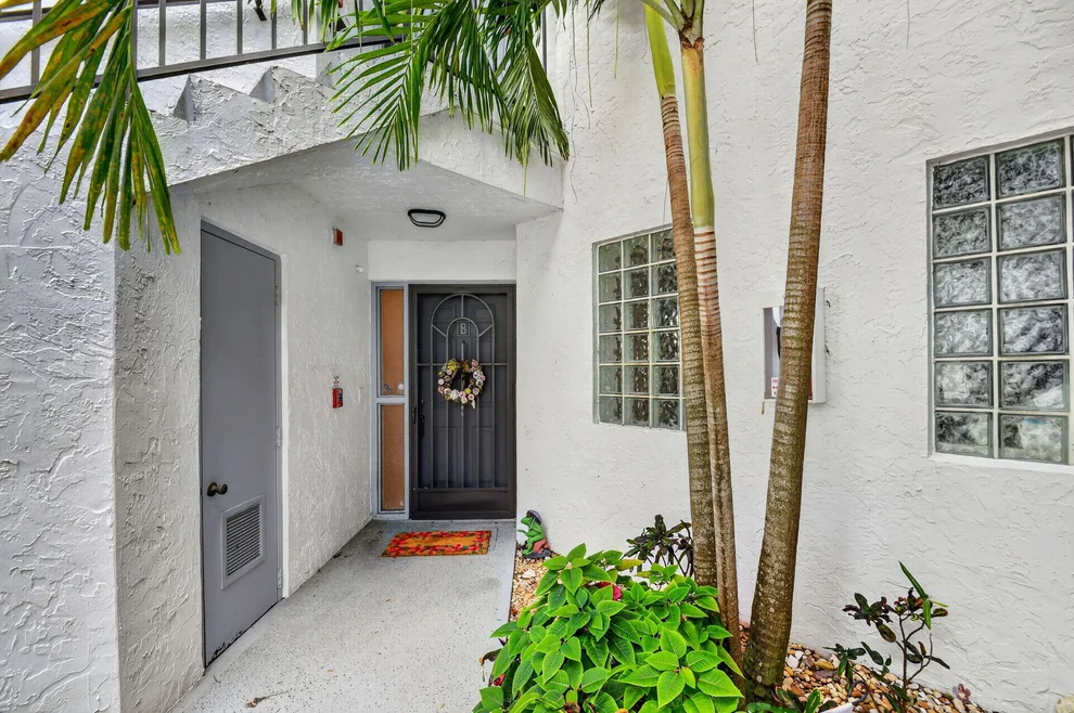 Unit for sale at 5395 Firenze Drive, Boynton Beach, FL 33437