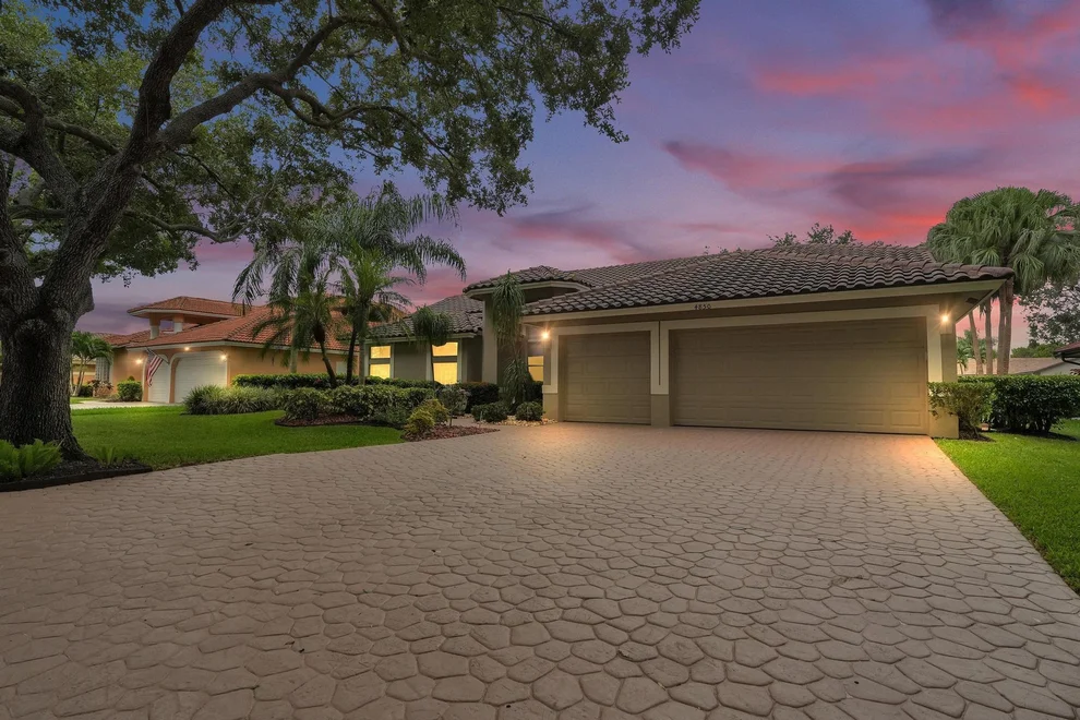 Unit for sale at 4850 NW 95TH Drive, Coral Springs, FL 33076
