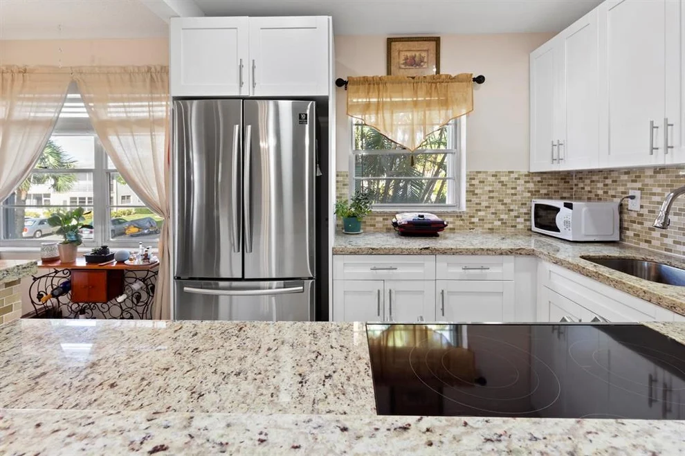 Unit for sale at 91 Kingswood E, West Palm Beach, FL 33417
