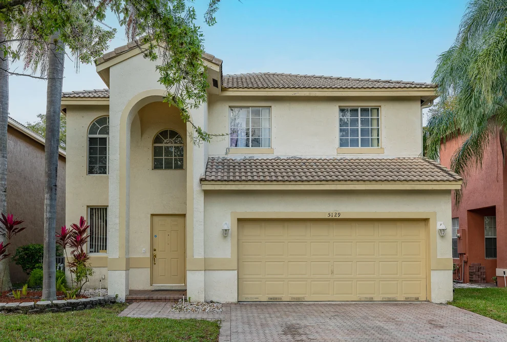 Unit for sale at 5129 Heron Place, Coconut Creek, FL 33073