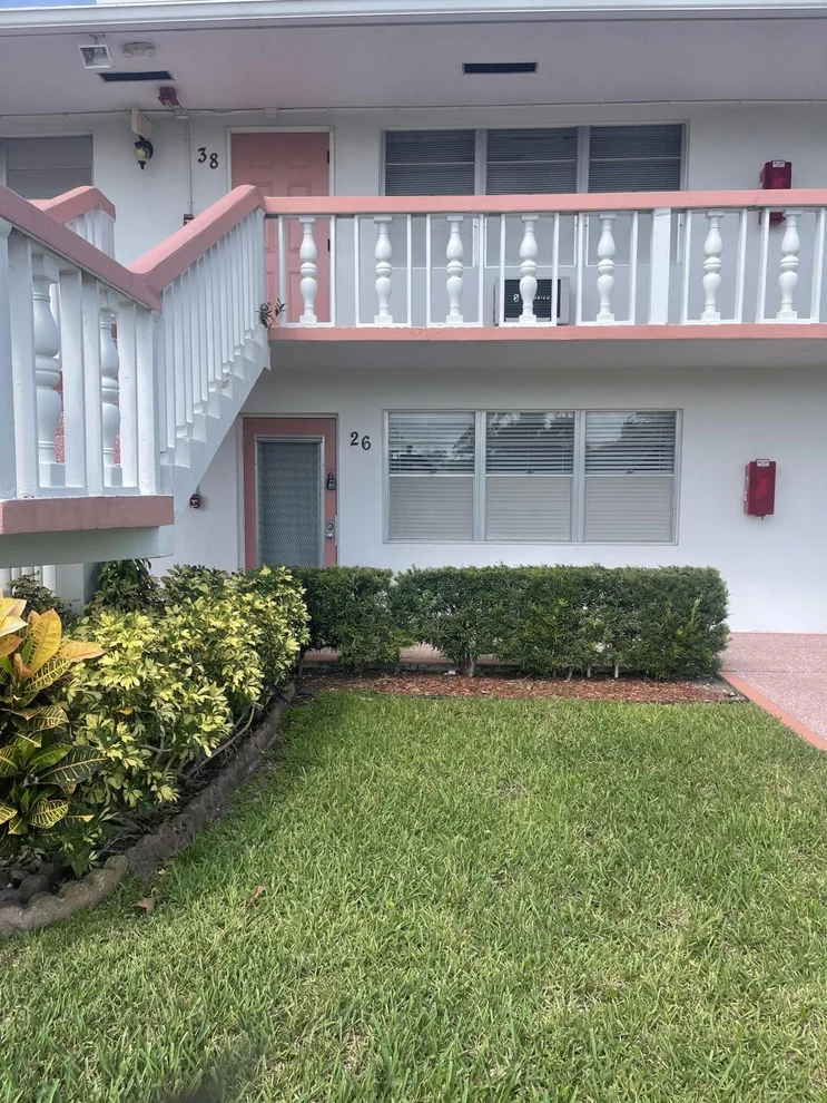 Unit for sale at 26 Lyndhurst B, Deerfield Beach, FL 33442