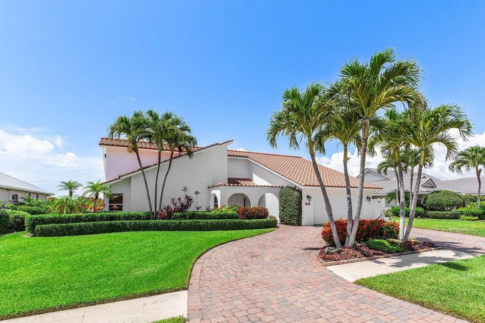 Unit for sale at 114 Olympus Way, Jupiter, FL 33477