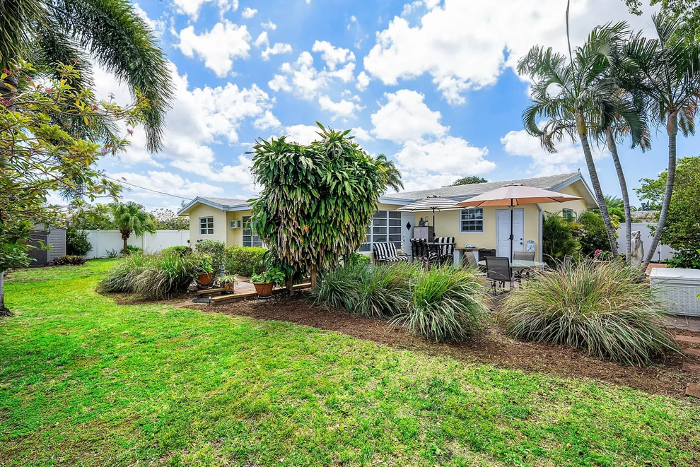Unit for sale at 2741 NE 52nd Street, Lighthouse Point, FL 33064