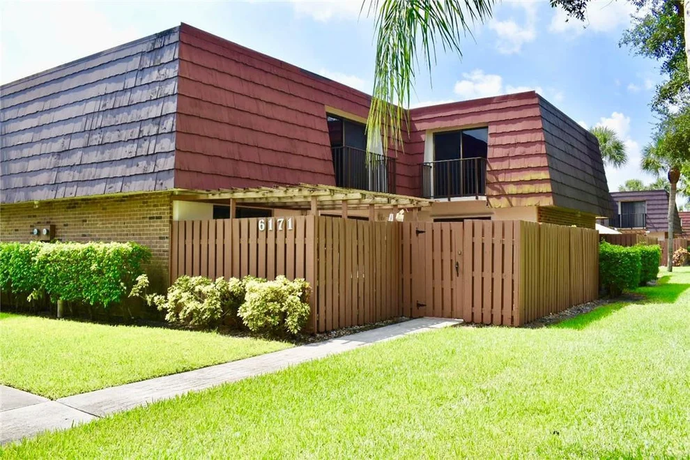 Unit for sale at 6171 NW 55th Lane, Tamarac, FL 33319