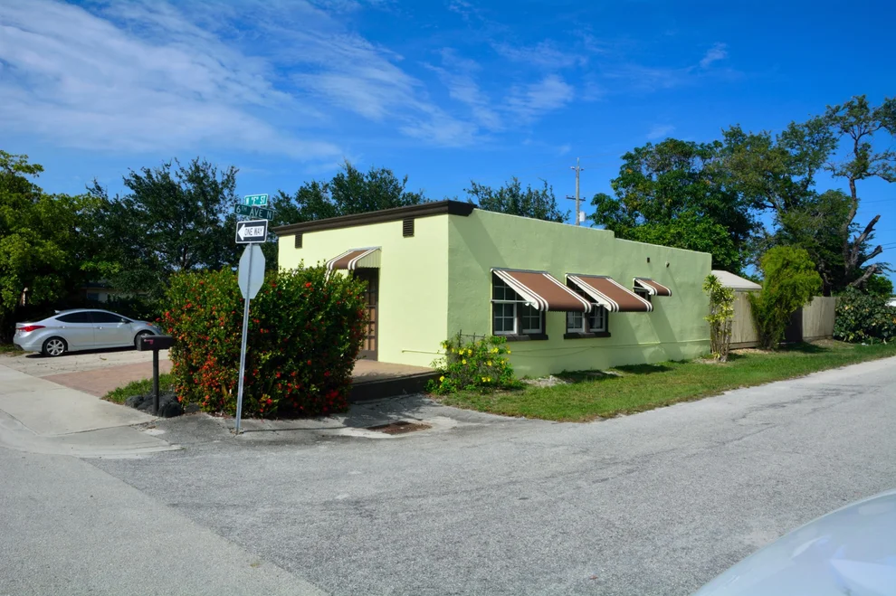 Unit for sale at 602 N F Street, Lake Worth Beach, FL 33460