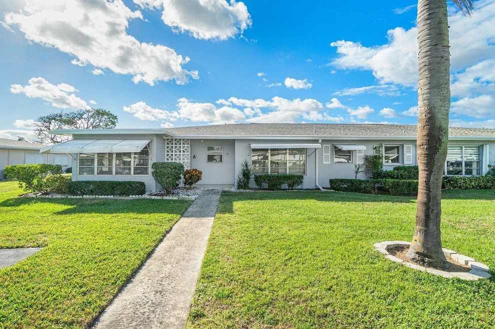 Unit for sale at 260 Main Boulevard, Boynton Beach, FL 33435