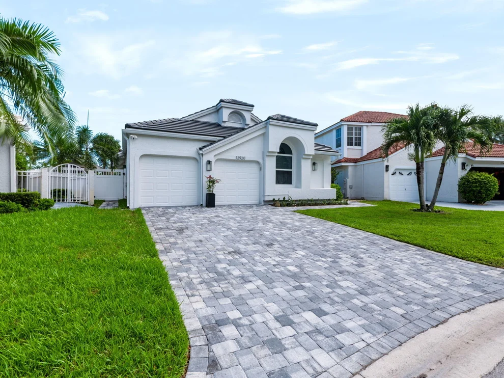 Unit for sale at 12920 Touchstone Place, Palm Beach Gardens, FL 33418