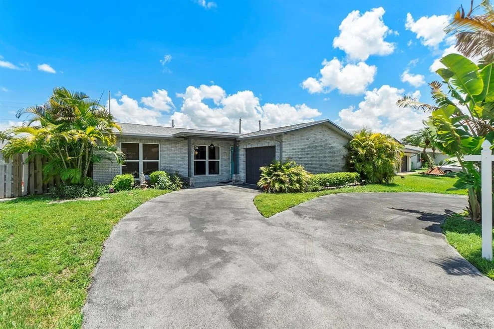 Unit for sale at 3214 NW 113th Avenue, Sunrise, FL 33323